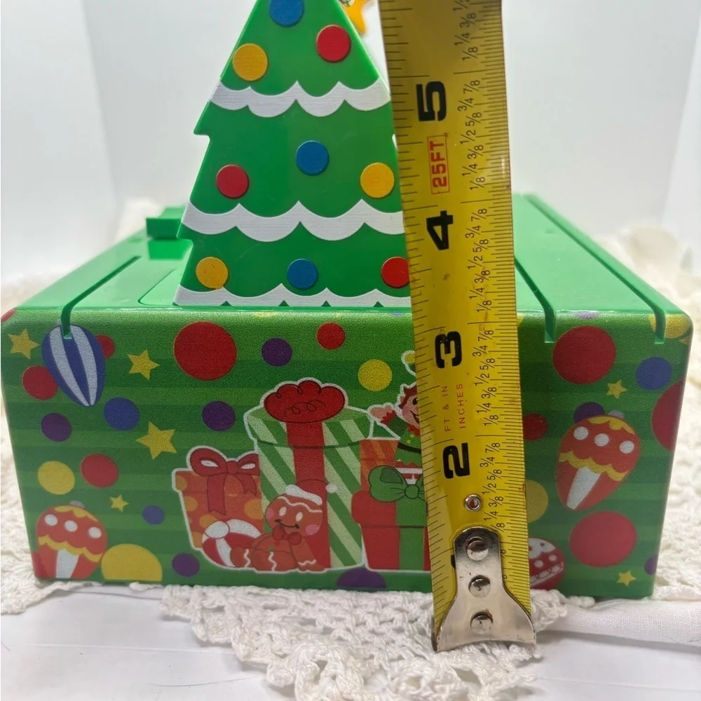 Christmas ornament spinner. New